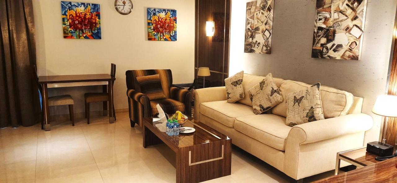 Tio Sea Resort El Hor Dış mekan fotoğraf A living room