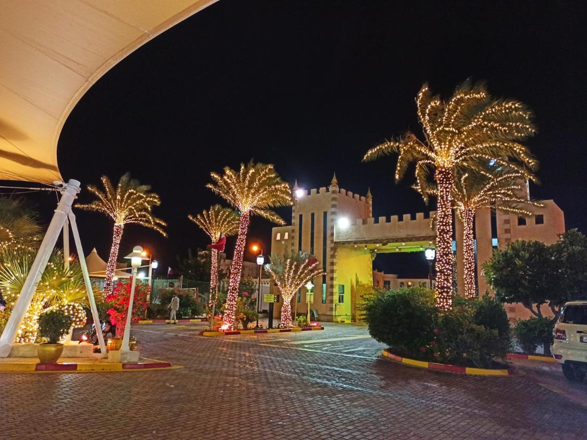 Tio Sea Resort El Hor Dış mekan fotoğraf The Village at North Scottsdale